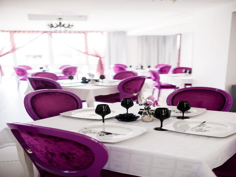 Alex&George Boutique Hotel Cluj-Napoca Ngoại thất bức ảnh