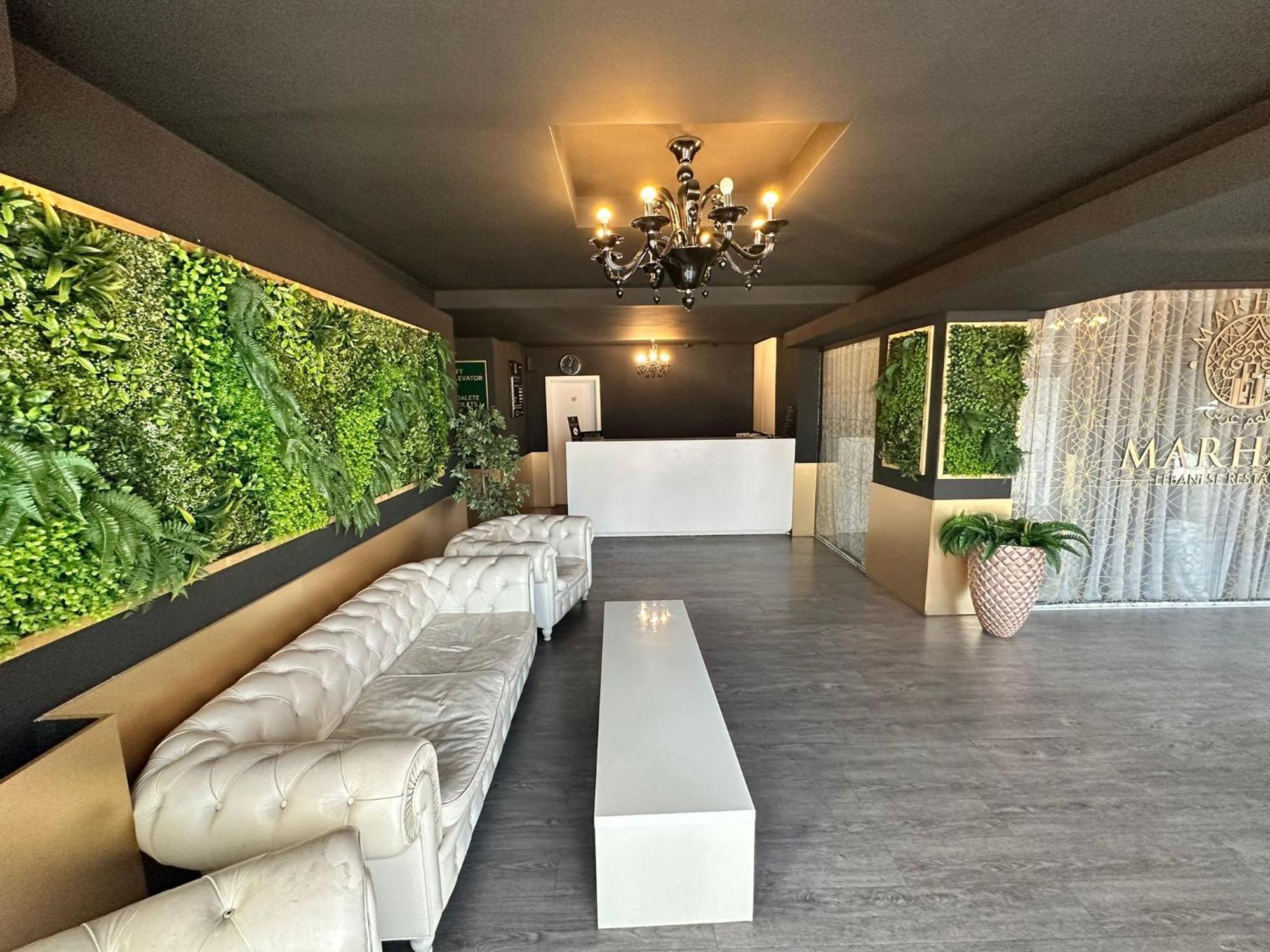 Alex&George Boutique Hotel Cluj-Napoca Ngoại thất bức ảnh