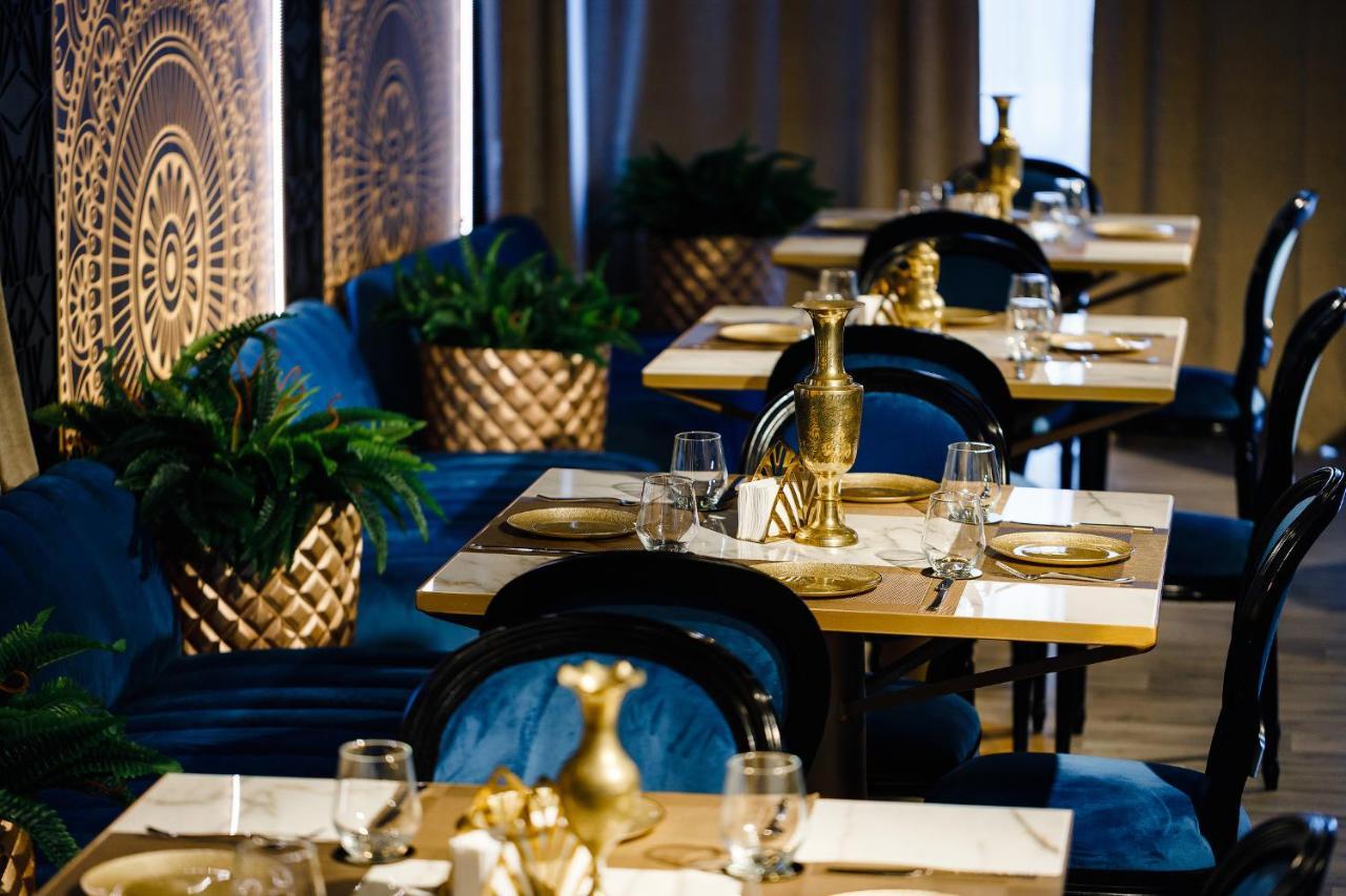 Alex&George Boutique Hotel Cluj-Napoca Ngoại thất bức ảnh